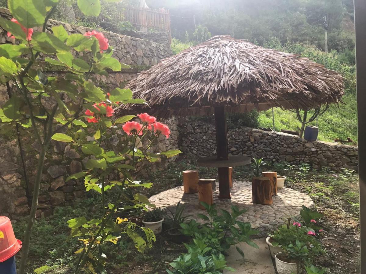 Dong Suoi H'Mong Homestay & Bungalow - Trek & Vegetarian Food Mu Cang Chai Экстерьер фото